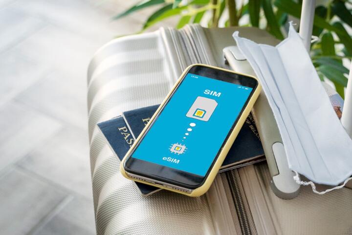 What an E-SIM Does for International Travel