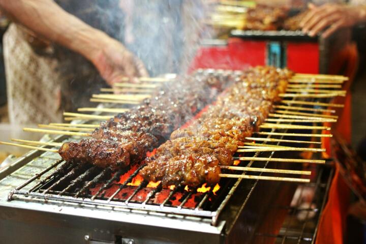 What Street Food Etiquette Looks Like Abroad