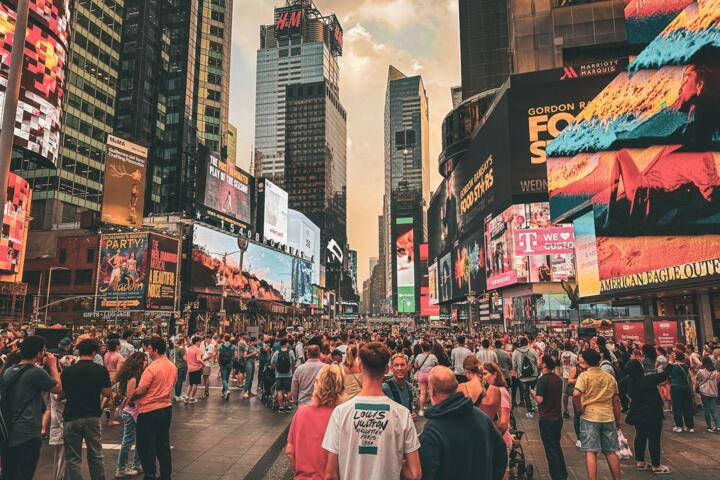 Tourist Traps vs Real Experiences: How to Spot the Difference