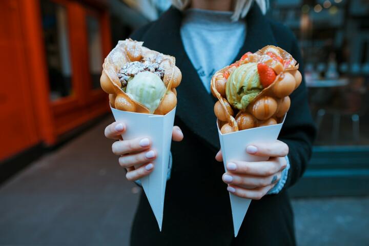 Street Food vs Restaurants: What’s Safer and Better
